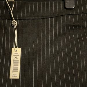 Max Studio NWT Past Season dress pants comfortable Black and white stripes